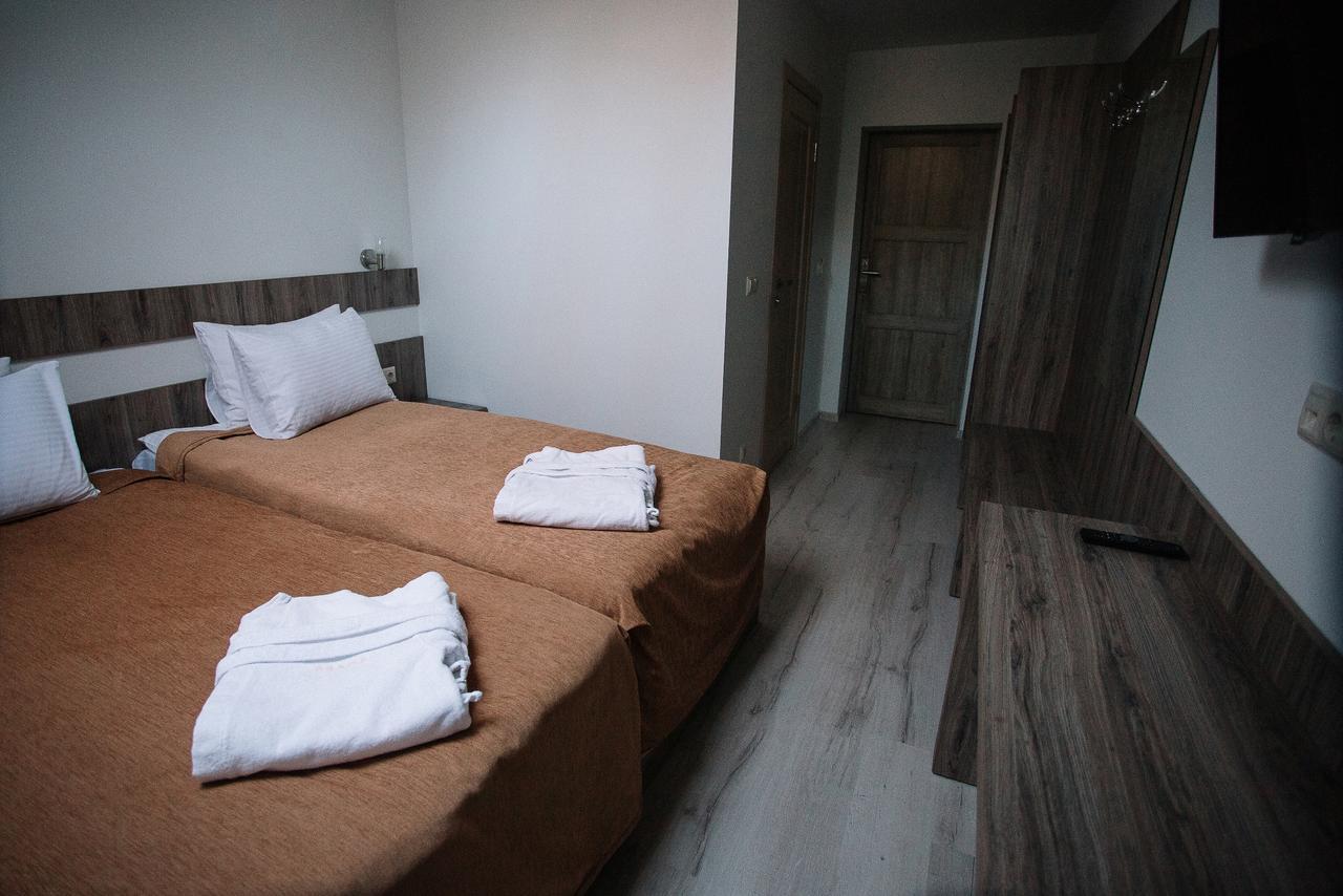 Praha Park Hotel Uzjhorod Eksteriør bilde